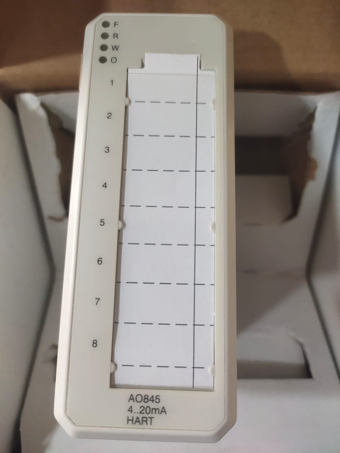 وحدة الإخراج التناظري ABB AO845 3BSE023676R1 متوفرة في المخزون